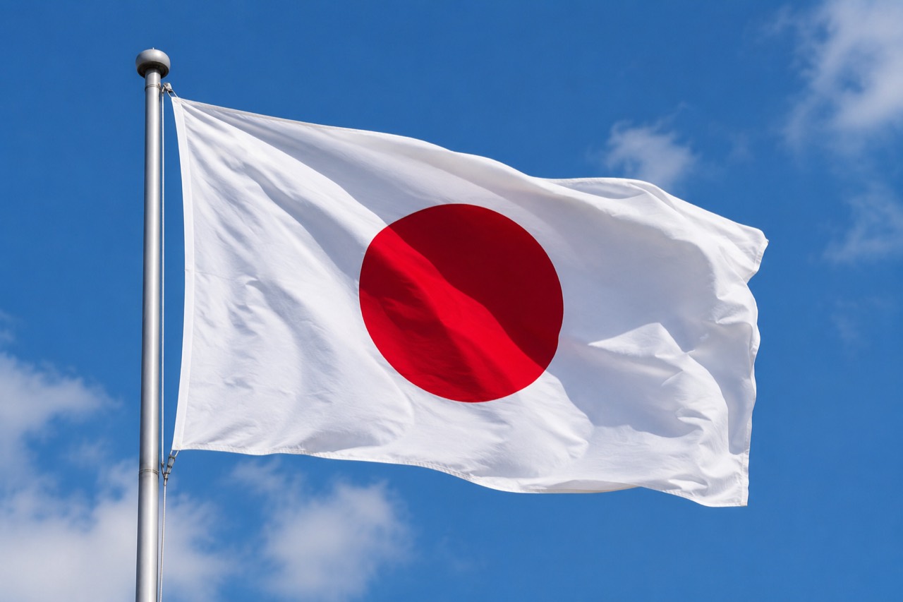 日本國旗作為背景的柔道醫療及賽事安全新聞配圖。