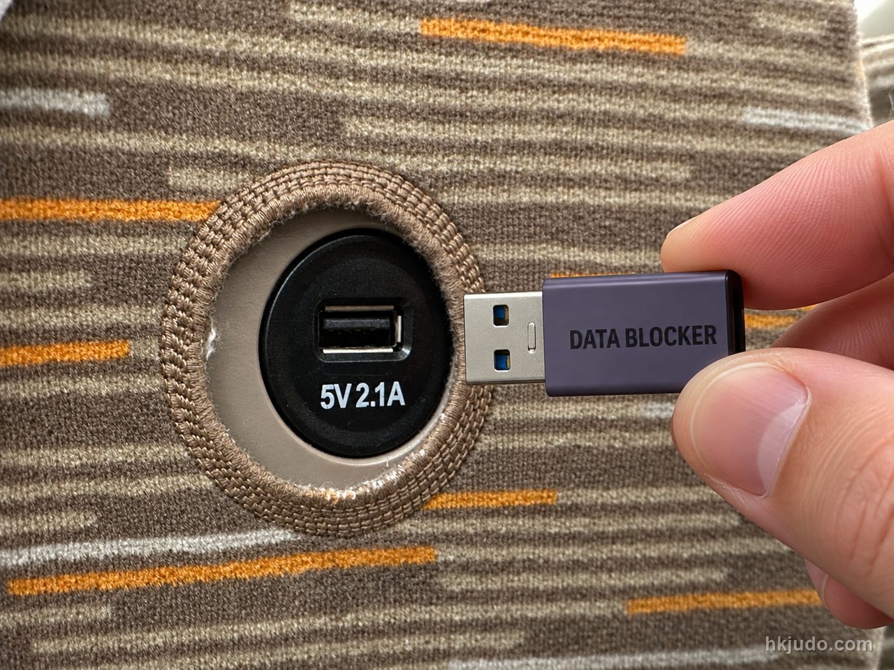 柔道外遊季節又到|機場免費 USB 未必只是充電 全球多國警告 Juice Jacking